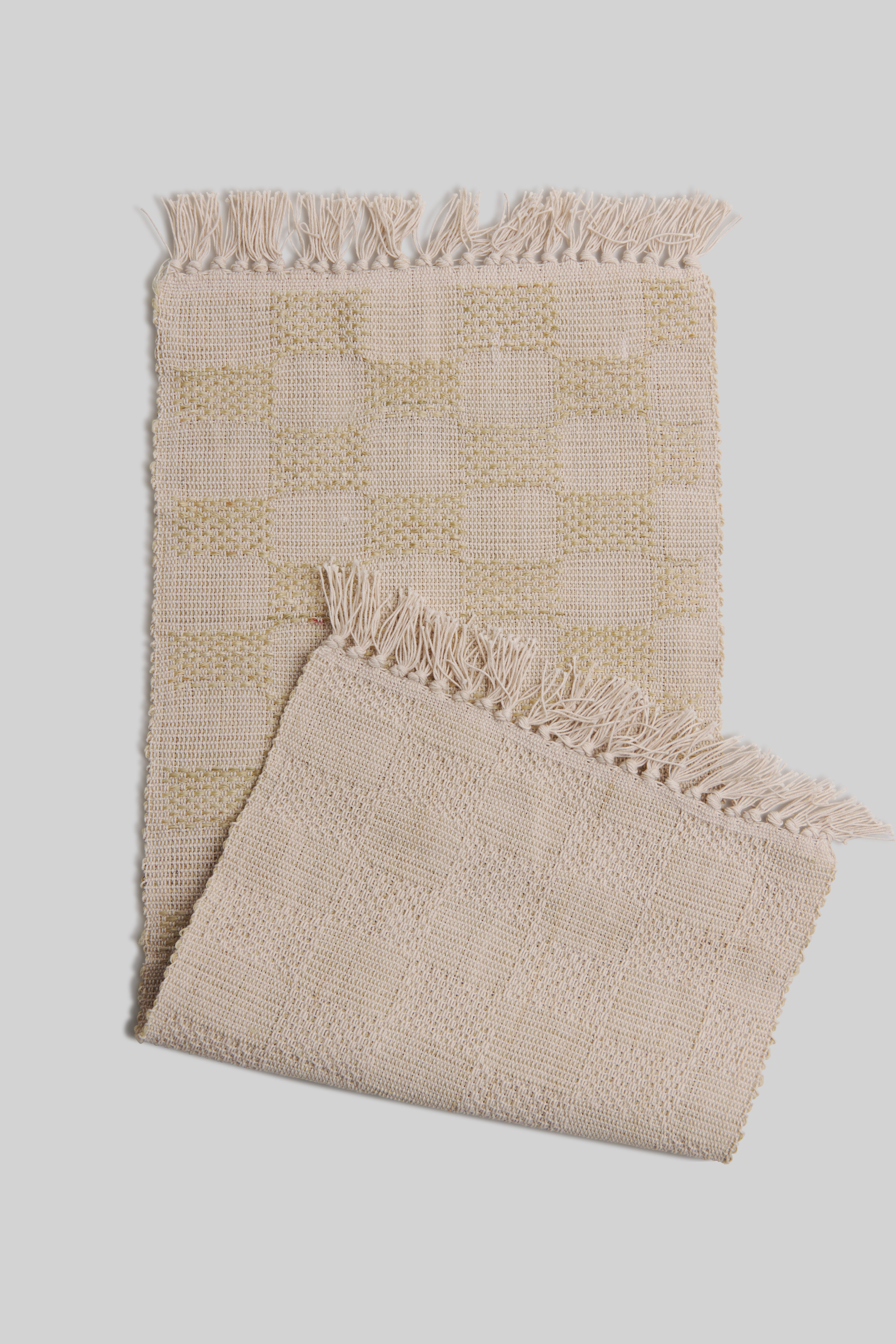 Split-Weave Tea Mat - White