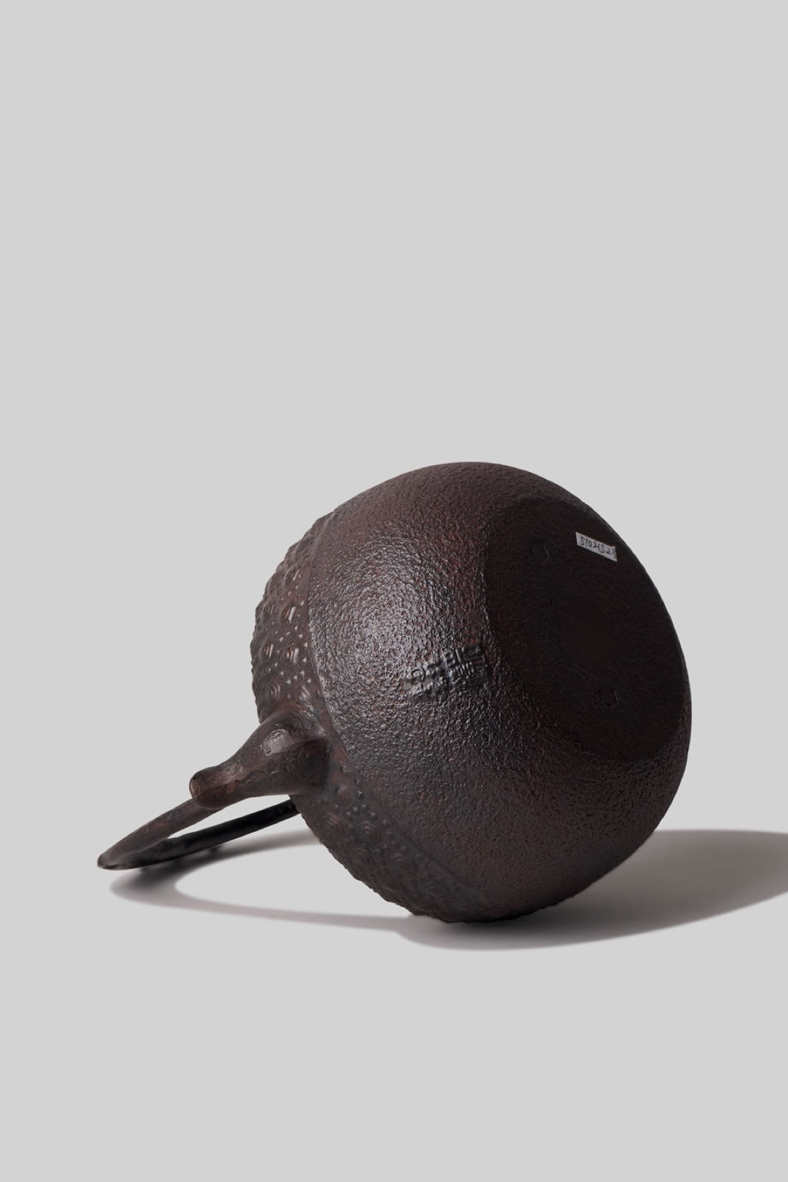 Kikko Arare Iwachu Tetsubin Cast Iron Teapot