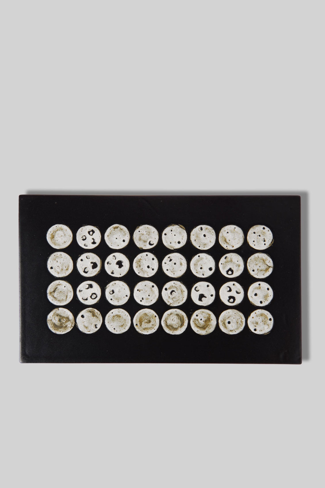 Xuan Ceramic Elevation Tray - Yuan