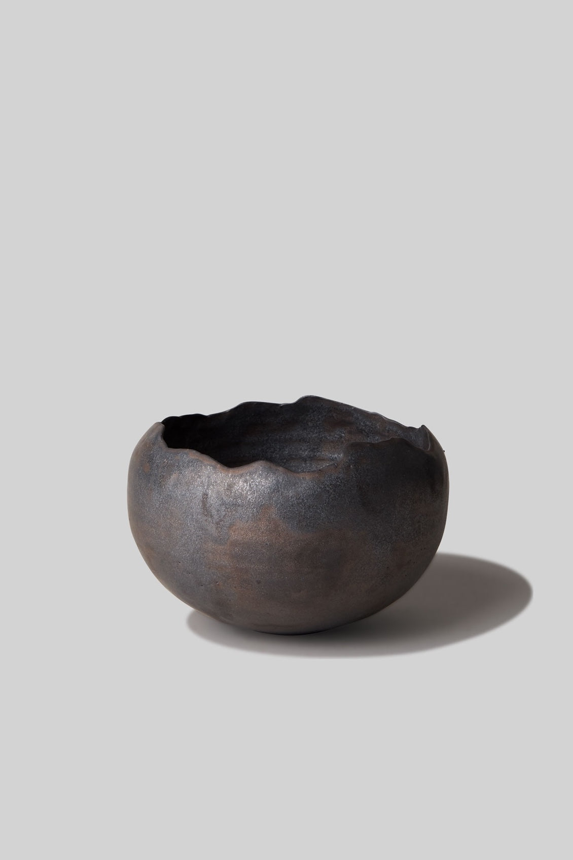 Metal Shell Ceramic Bowl