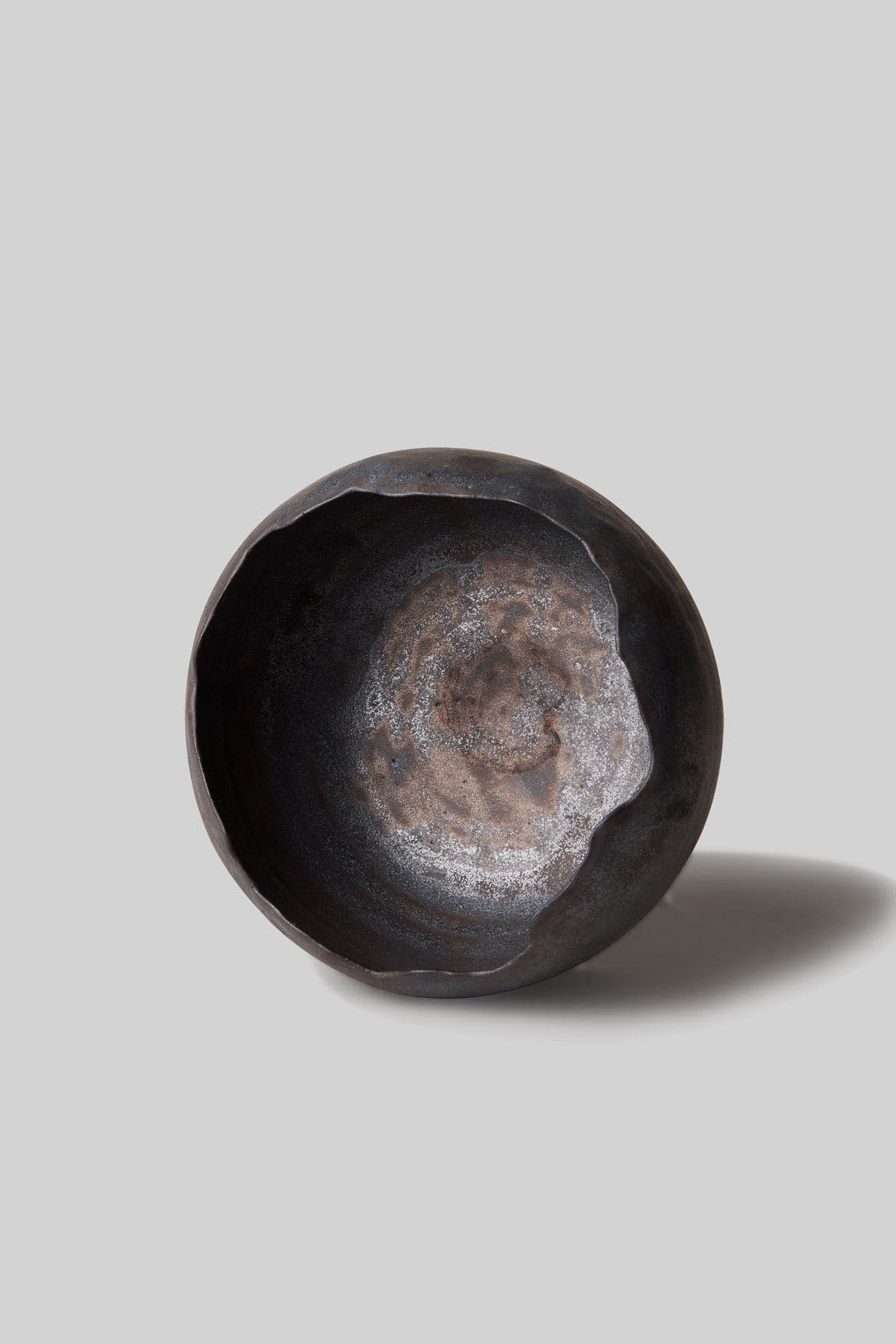 Metal Shell Ceramic Bowl