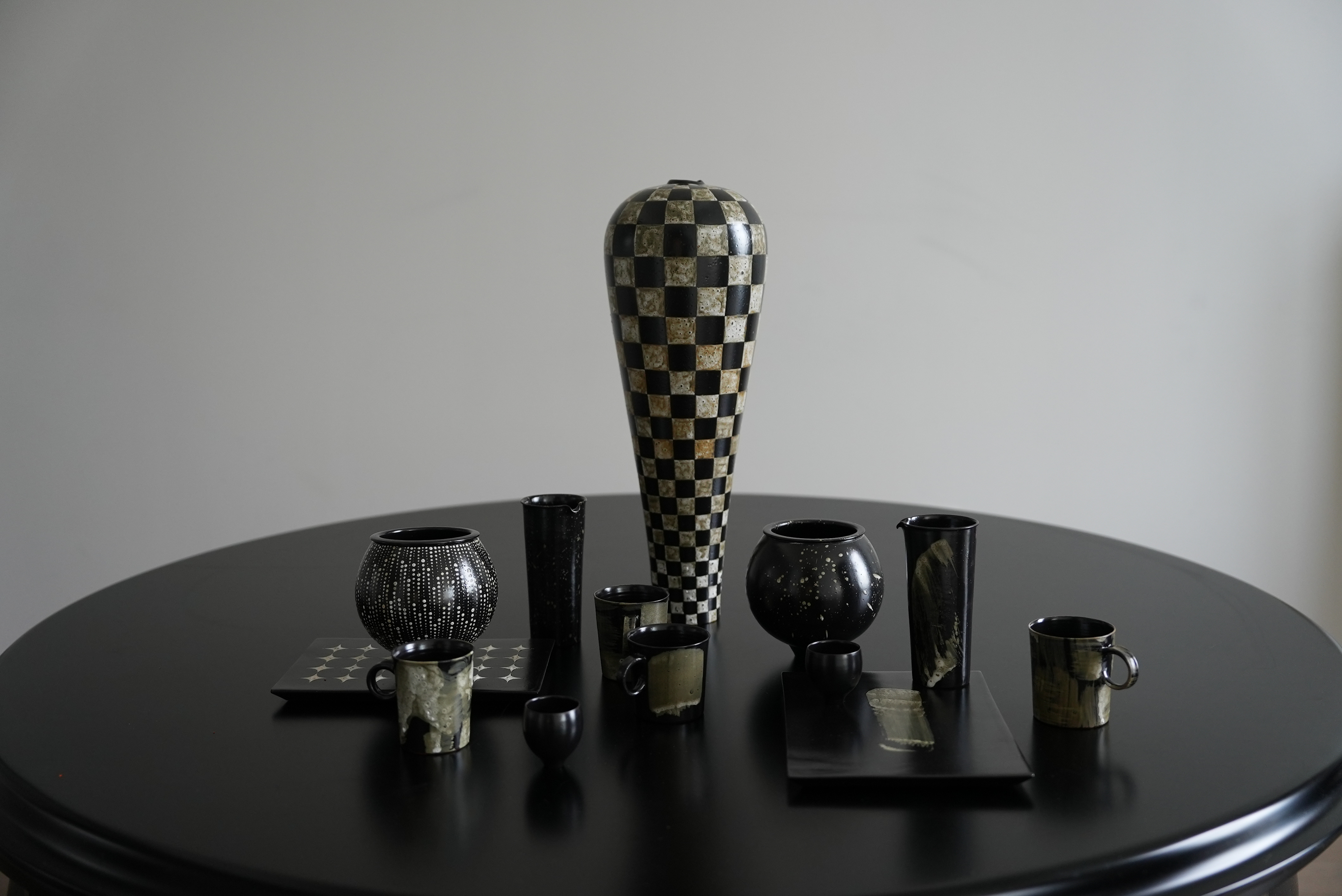 Xuan Ceramic Pitcher – Near Snow